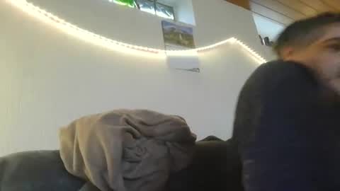 Snapshot of teeforyou chatting on 11-27-25, 10:28 Peter online show from 11-27-25, 10:28