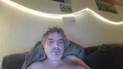 Snapshot of teeforyou chatting on 11-27-25, 10:34 Peter online show from 11-27-25, 10:34