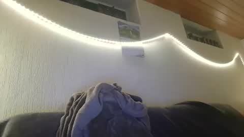 Snapshot of teeforyou chatting on 12-02-25, 06:25 Peter online show from 12-02-25, 06:25