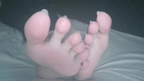 Viv West online show from 03-10-25, 01:56