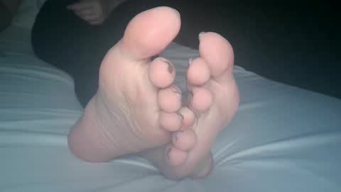 Viv West online show from 10-17-25, 03:31