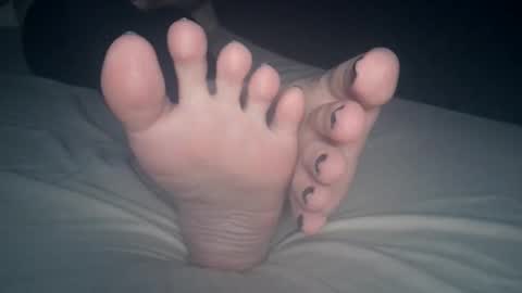 Viv West online show from 02-04-26, 04:40