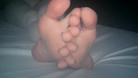 Viv West online show from 02-13-26, 03:35