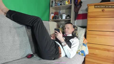 Virg Lszl online show from 02-18-25, 02:38