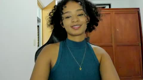 Snapshot of teles10 chatting on 02-14-25, 12:09 Teles2023 online show from 02-14-25, 12:09