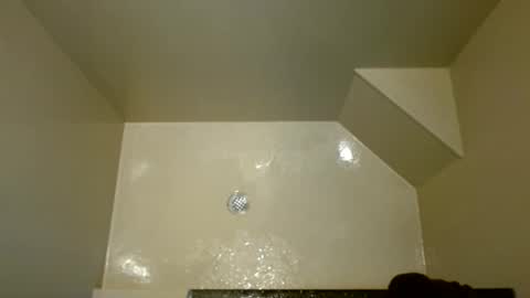 tellmeursecret online show from 04-24-26, 05:04