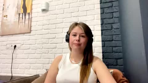 Lana online show from 03-13-26, 09:05