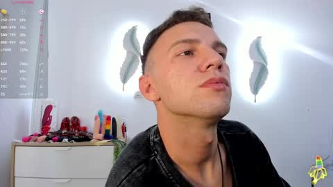 Andy aka TEMPTATIONTWINK online show from 05-20-26, 07:09