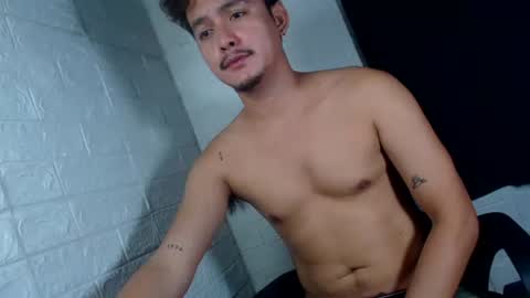 Snapshot of tempting_jon chatting on 02-15-26, 08:13 tempting_jon online show from 02-15-26, 08:13