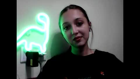 Snapshot of temptingvision chatting on 02-08-25, 05:50 temptingvision online show from 02-08-25, 05:50