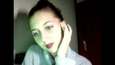 Snapshot of temptingvision chatting on 02-10-25, 07:17 temptingvision online show from 02-10-25, 07:17