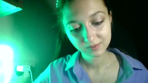 Snapshot of temptingvision chatting on 02-24-25, 09:31 temptingvision online show from 02-24-25, 09:31