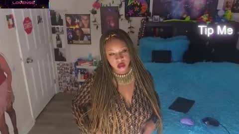 Gaia online show from 11-11-25, 12:32