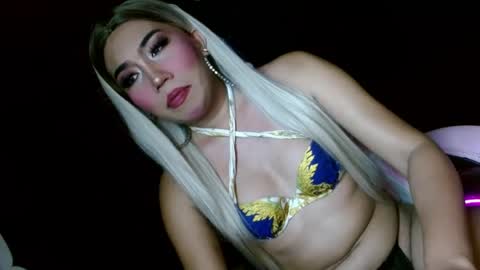 temptressxx_69 online show from 07-17-26, 12:23