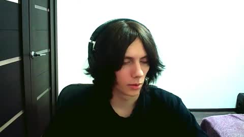 Snapshot of temptvelvet chatting on 09-12-25, 10:15 temptvelvet online show from 09-12-25, 10:15