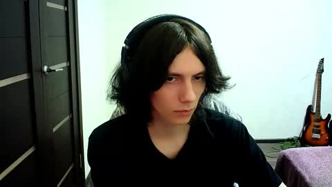 Snapshot of temptvelvet chatting on 09-17-25, 02:19 temptvelvet online show from 09-17-25, 02:19