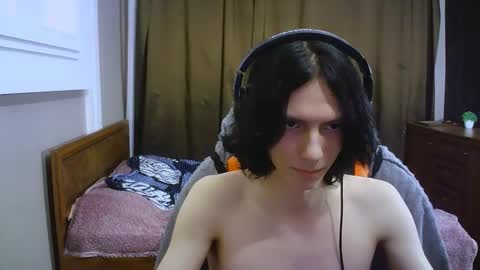 Snapshot of temptvelvet chatting on 11-03-25, 03:24 temptvelvet online show from 11-03-25, 03:24