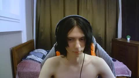 Snapshot of temptvelvet chatting on 11-04-25, 02:05 temptvelvet online show from 11-04-25, 02:05