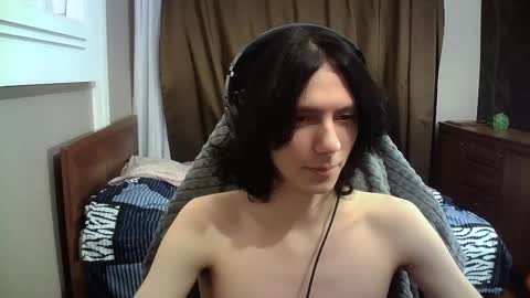 Snapshot of temptvelvet chatting on 11-16-25, 08:03 temptvelvet online show from 11-16-25, 08:03