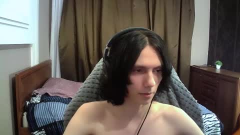 Snapshot of temptvelvet chatting on 11-19-25, 10:21 temptvelvet online show from 11-19-25, 10:21