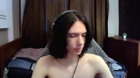 Snapshot of temptvelvet chatting on 12-04-25, 08:34 temptvelvet online show from 12-04-25, 08:34