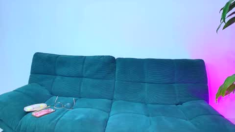 tender_dust online show from 03-09-25, 09:46