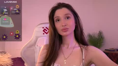 Snapshot of tenderbabyy chatting on 12-01-25, 10:09 Amina online show from 12-01-25, 10:09