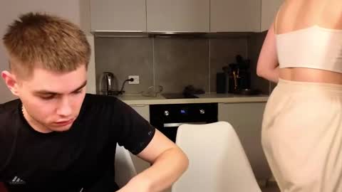 Amanda and Kenny online show from 01-28-25, 05:56