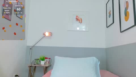 Snapshot of tendermommy chatting on 10-08-25, 12:25 Tatiana online show from 10-08-25, 12:25