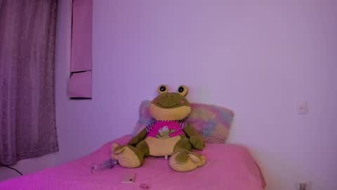 Leah online show from 09-20-25, 01:06