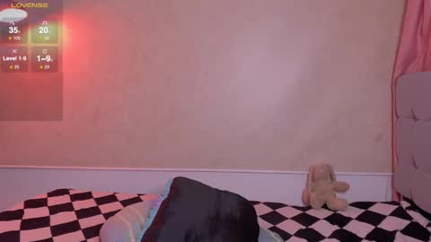 teo brown Independent model online show from 10-21-25, 01:39