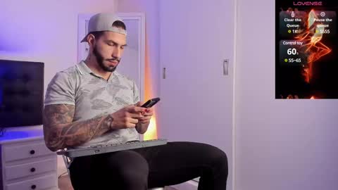 Teo Ferrer online show from 03-09-25, 08:42