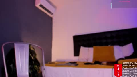 Teo Ferrer online show from 10-15-25, 08:09