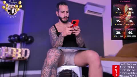 Teo Ferrer online show from 11-11-25, 08:31