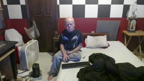 Snapshot of terdy2366 chatting on 02-05-25, 12:17 terdy2366 online show from 02-05-25, 12:17