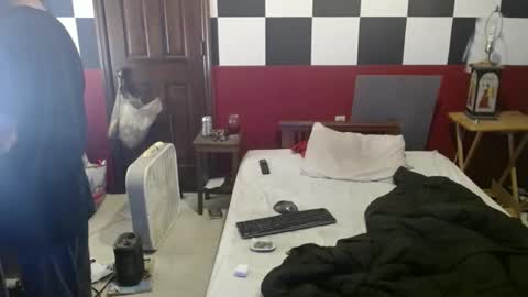 Snapshot of terdy2366 chatting on 02-09-25, 05:01 terdy2366 online show from 02-09-25, 05:01