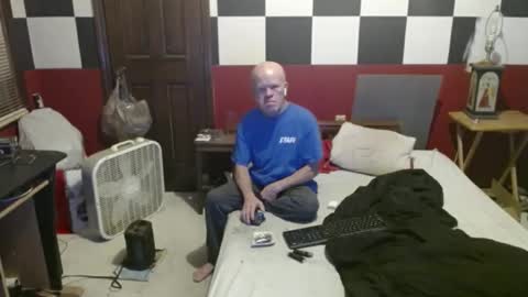 Snapshot of terdy2366 chatting on 02-15-25, 06:12 terdy2366 online show from 02-15-25, 06:12