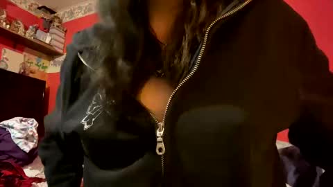 Teresa online show from 01-13-25, 03:15