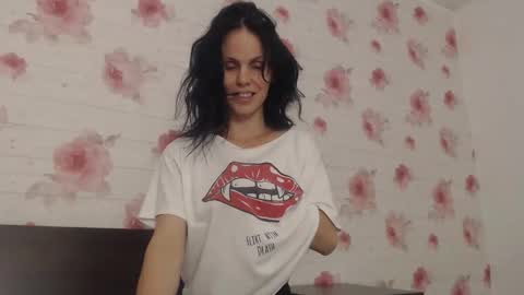 Snapshot of teresalovex chatting on 10-25-25, 07:08 teresalovex online show from 10-25-25, 07:08