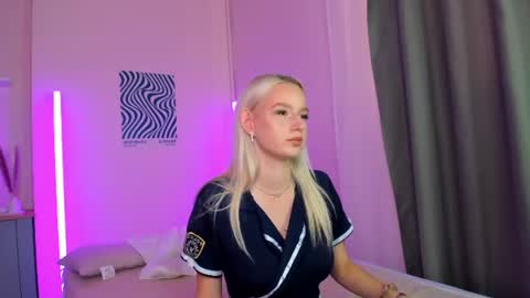 Snapshot of teresaron chatting on 07-13-26, 01:19 teresaron online show from 07-13-26, 01:19