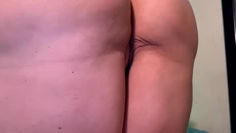 Snapshot of ternuritaysebas chatting on 05-15-26, 01:51 TernuritaySebas online show from 05-15-26, 01:51