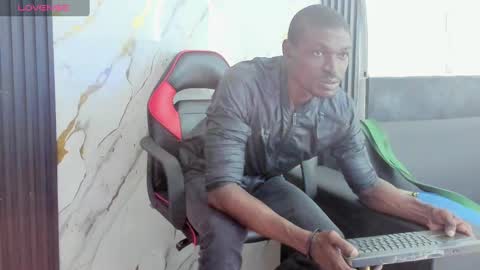 terranze_z online show from 10-12-25, 07:02