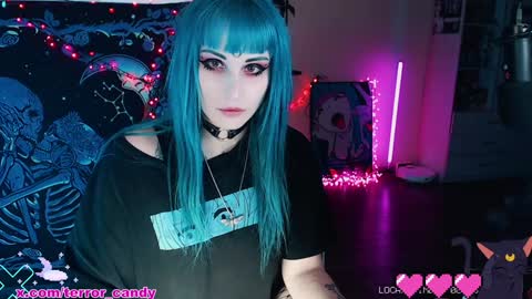 Snapshot of terror_candy chatting on 01-18-25, 05:26 CRY BABY online show from 01-18-25, 05:26