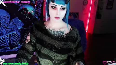 Snapshot of terror_candy chatting on 03-01-25, 03:43 CRY BABY online show from 03-01-25, 03:43