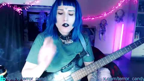 Snapshot of terror_candy chatting on 02-08-26, 01:31 CRY BABY online show from 02-08-26, 01:31