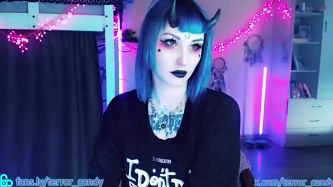 Snapshot of terror_candy chatting on 02-25-26, 11:25 CRY BABY online show from 02-25-26, 11:25