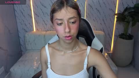 Online 800 to 1400 online show from 10-18-25, 01:12