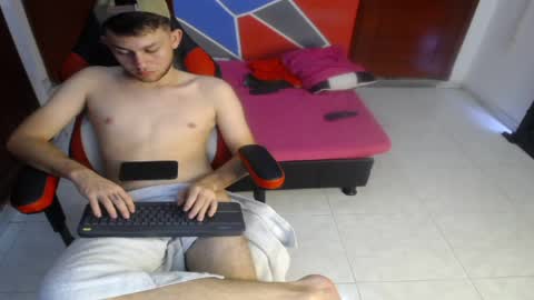 terryy_hot online show from 04-22-26, 07:26