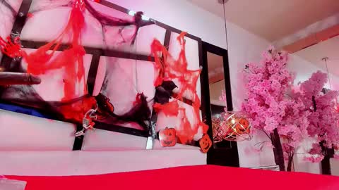  TESSA COOPER1  online show from 10-26-25, 08:04