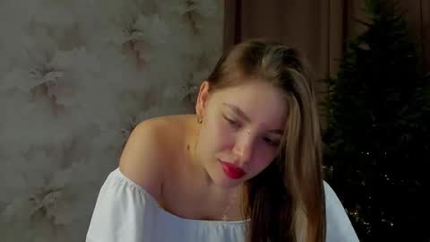 Tessa online show from 12-16-25, 04:39